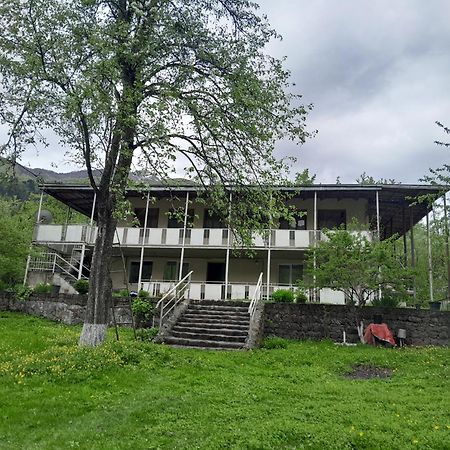 Mti House Hotell Kvesheti Eksteriør bilde